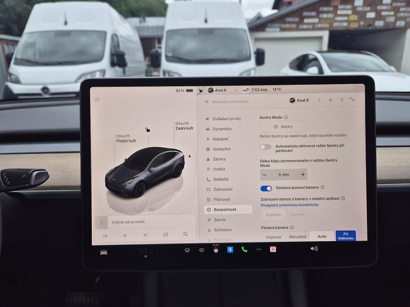 Tesla Model Y LONGE RANGE DUAL MOTOR SOH 87% - fotka 26 z 50