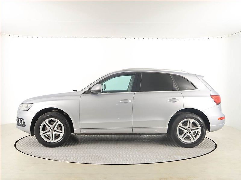 Audi Q5 (2015) design 2.0 TDI, 4X4, Automat - fotka 3 z 20