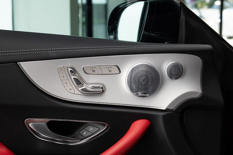 Mercedes-Benz Třídy E d 4M coupé Burmester/360/Pano - fotka 9 z 21