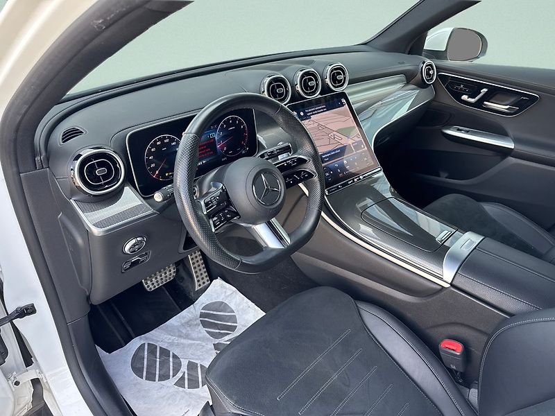 Mercedes-Benz GLC AMG paket 200 4MATIC kupé - fotka 9 z 19