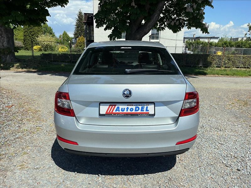 Škoda Octavia 1,4 TSi 103 kw Elegance  Xenon - fotka 5 z 46