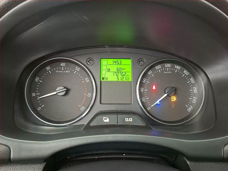 Škoda Roomster (2011) 1.2 TSI, Park. senzory - fotka 11 z 14