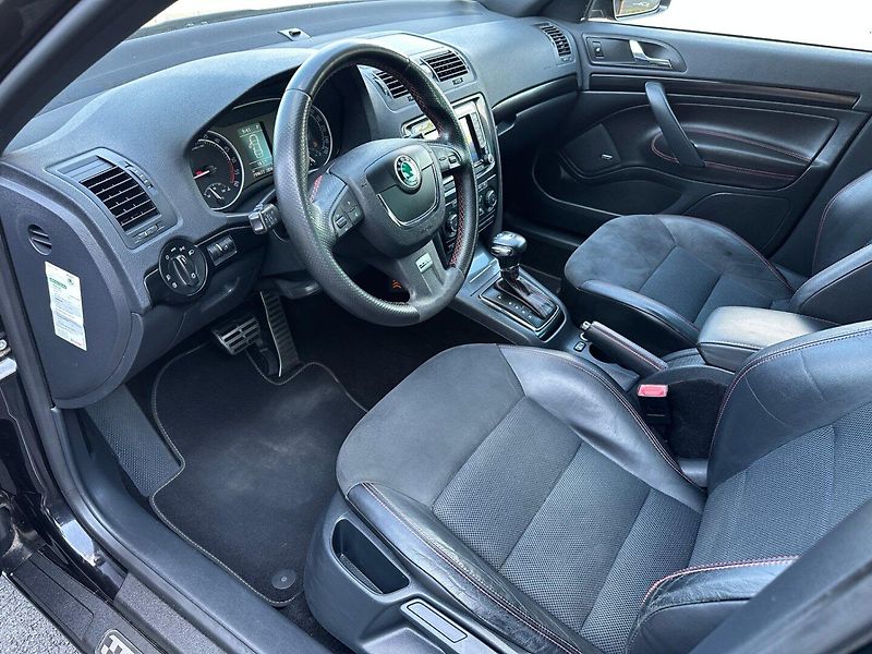 Škoda Octavia (2012) RS 2,0TDI 125kw DSG - fotka 10 z 21