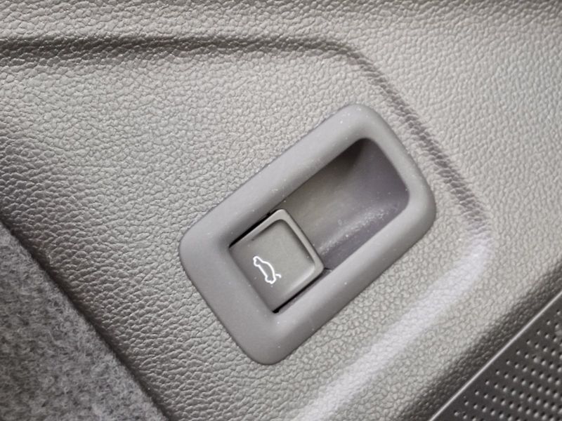 Škoda Superb (2025) L&K 2,0 Tdi 142 kw 4x4 DSg - fotka 27 z 40