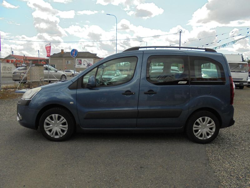 Citroën Berlingo (2013) 1.6 HDI- MULTISPACE- ČR - fotka 4 z 11