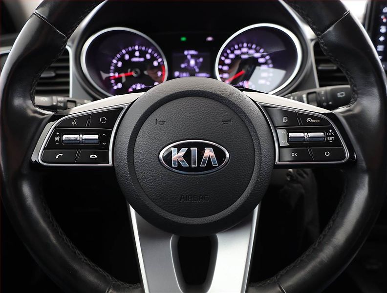 Kia Ceed (2020) Top 1.4 T-GDI, Automat - fotka 8 z 18