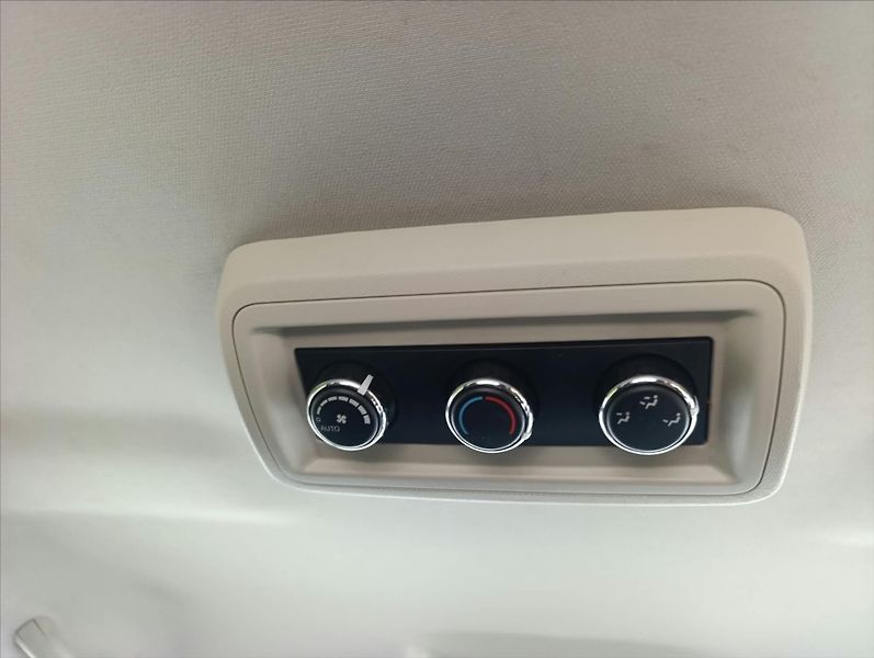 Fiat Freemont 2,0 MJT 4x4 7Míst AUTOMAT Navi - fotka 37 z 44