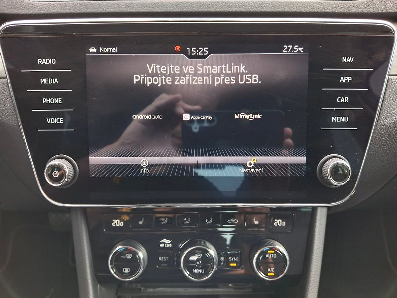 Škoda Superb (2019) Style Extra DSG 2,0TDi 140kW - fotka 22 z 35