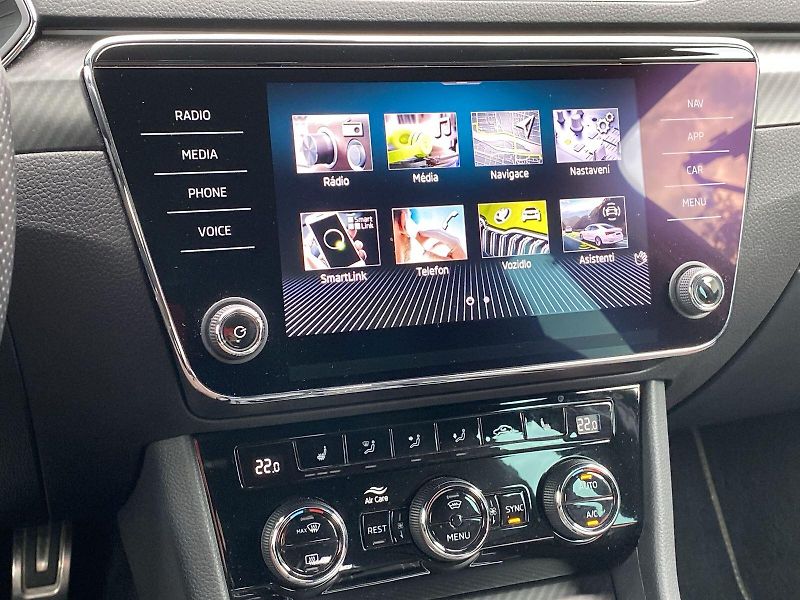 Škoda Superb (2021) Combi 2.0 TDI 4x4 DSG Sportlin - fotka 15 z 40