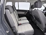 Volkswagen Touran 2,0 TDI DSG Panorama 1.Maj. - náhled 13