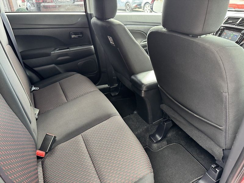 Mitsubishi ASX (2018) 1.6i Mivec Xenony Webasto - fotka 18 z 48