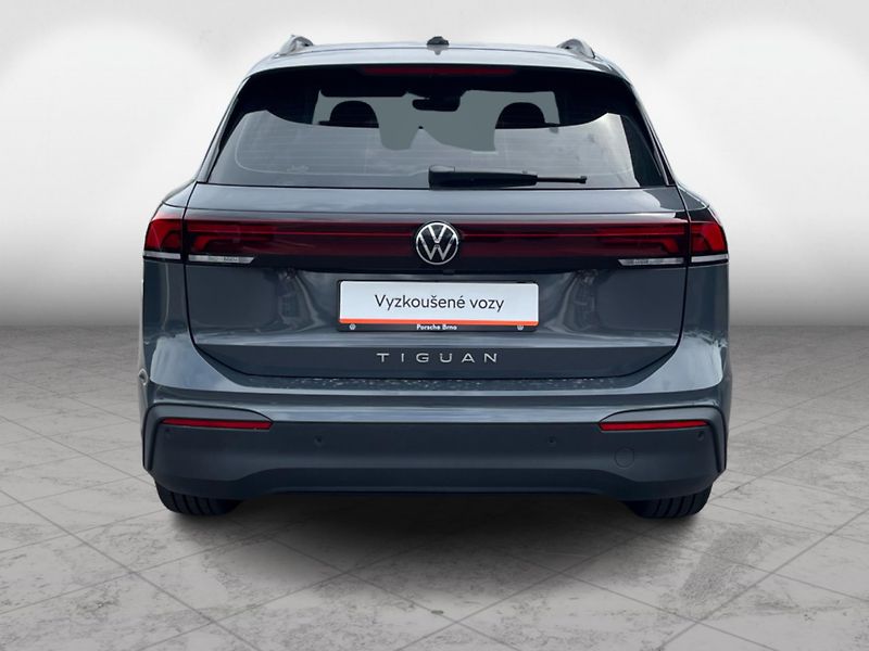 Volkswagen Tiguan 2,0TDI DSG 110 kW BusinessPrem - fotka 7 z 21