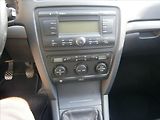 Škoda Octavia 1,6 i 85 KW KLIMA - náhled 11