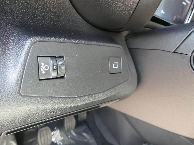 Citroën Berlingo (2026) XL PLUS PROFI Petrol 110k MAN - fotka 18 z 20