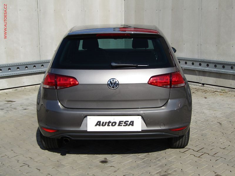 Volkswagen Golf (2013) 1.2 TSi VII, Comfortline, - fotka 5 z 20