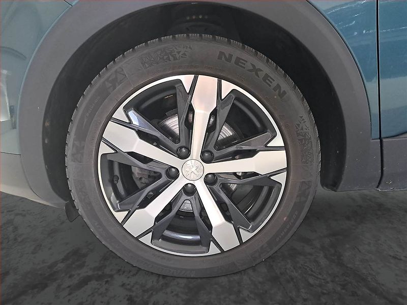 Peugeot 5008 (2018) 1.6 BlueHDi, 7 míst, ČR,1.maj - fotka 14 z 17