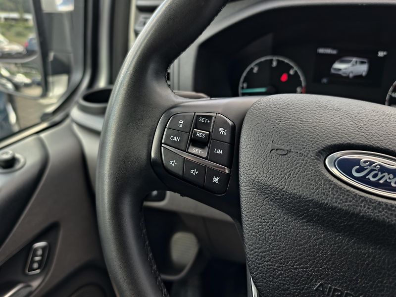 Ford Transit Custom 2.0EcoBlue 96kW A/T ACC ČR DPH - fotka 17 z 23
