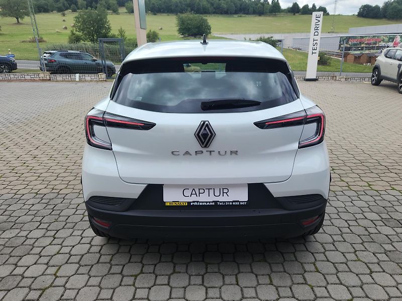 Renault Captur (2026) evolution TCe 115 - fotka 5 z 23