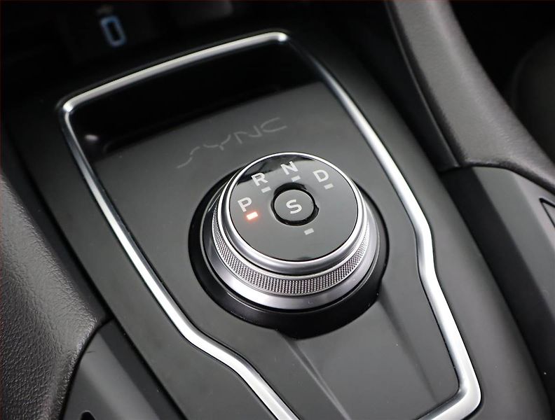 Ford Mondeo (2019) 2.0 EcoBlue, Automat - fotka 13 z 21