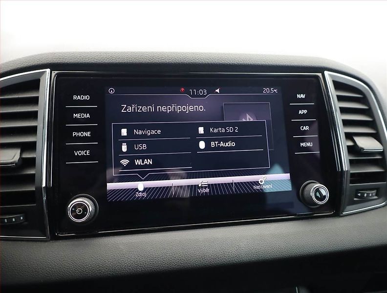 Škoda Karoq (2017) Style Plus 2.0 TDI, 4X4 - fotka 12 z 20
