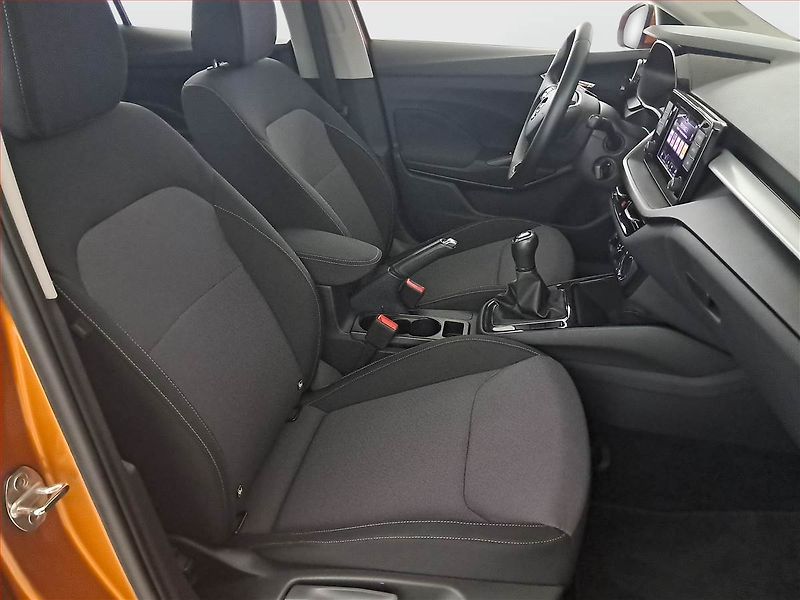 Škoda Fabia (2023) Ambition 1.0 TSI, Serv.kniha - fotka 9 z 17