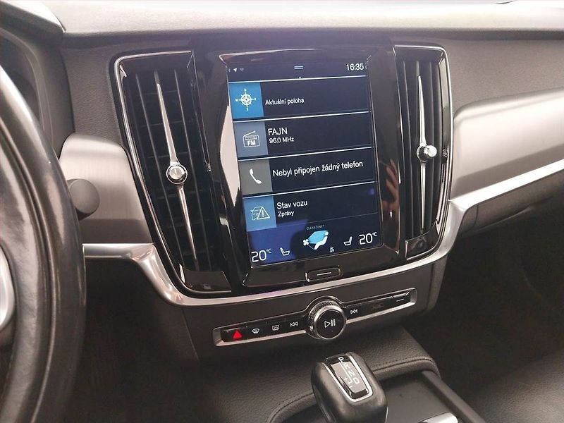 Volvo S90 (2017) D4, Automat, Kůže, Navi - fotka 12 z 22