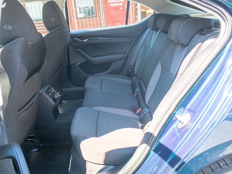 Škoda Octavia (2023) ČR 2.0TDI 81KW DSG LED - fotka 40 z 49