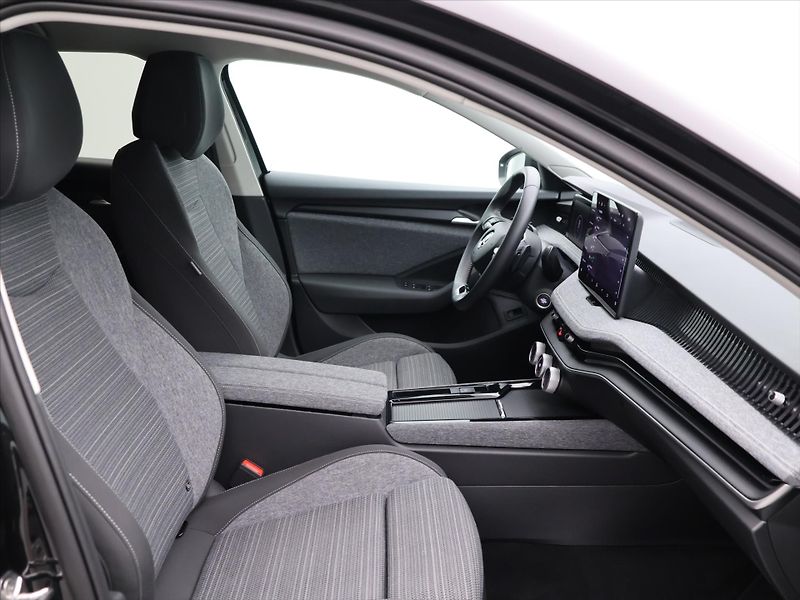 Škoda Superb 2,0 TSI 110KW SELECTION DPH - fotka 13 z 38