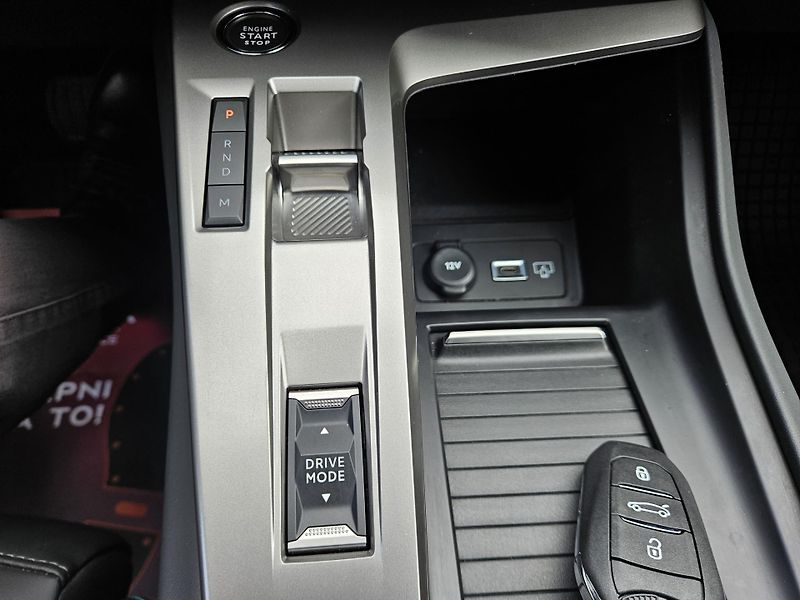 Peugeot 308 (2024) SW 1.2PT 130 ALLURE EAT8  - fotka 21 z 30