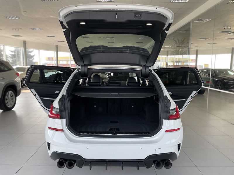 BMW Řada 3 M340i xDrive*Laser*REZERVACE! - fotka 38 z 41