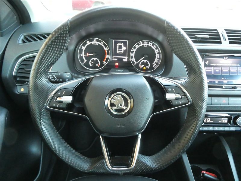 Škoda Fabia 1,0 TSi 70kW STYLE,2x kola,ČR - fotka 31 z 42