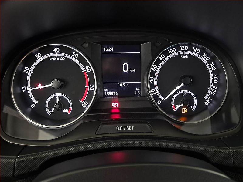 Škoda Fabia (2022) Ambition Plus 1.0 TSI, ČR - fotka 11 z 19