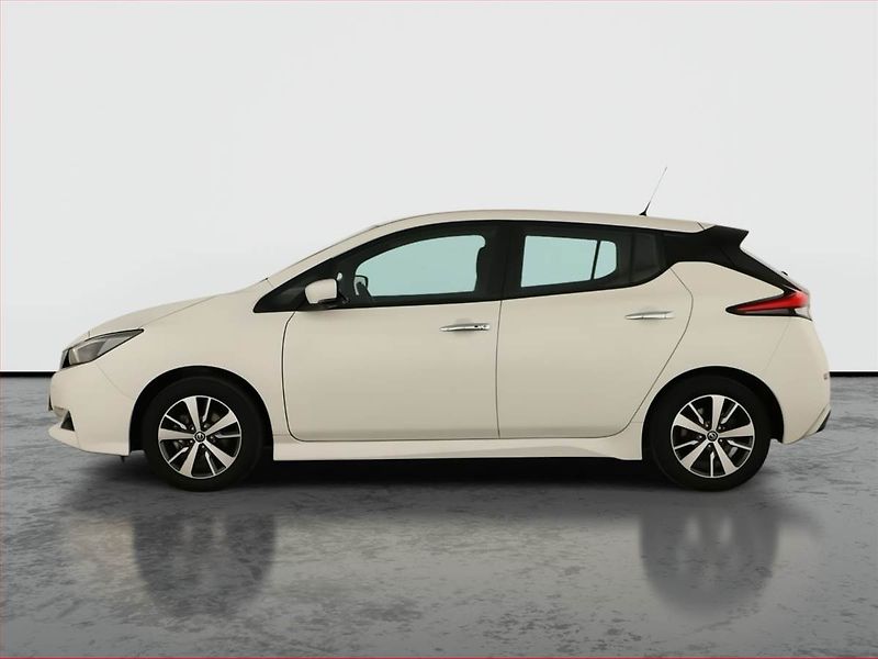 Nissan Leaf (2021) 40 kWh, SoH 92%, Automat - fotka 3 z 21