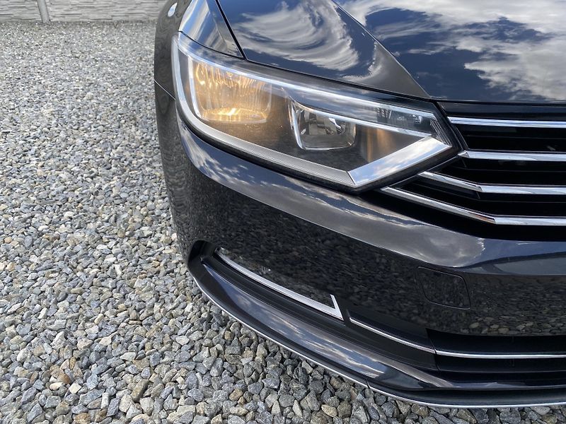 Volkswagen Passat 2.0TDi 150PS DSG 113000TKM!!!! - fotka 69 z 152