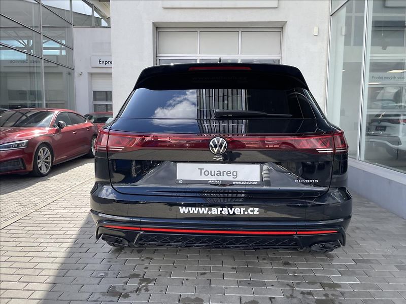 Volkswagen Touareg (2025) 3,0 TSI 340 kW eHybrid  R - fotka 7 z 16