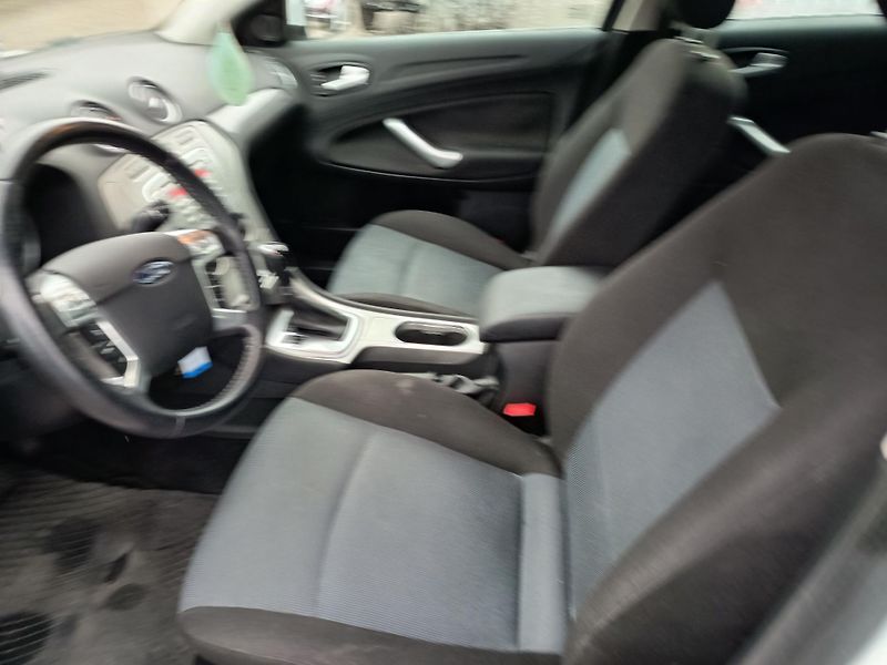 Ford Mondeo (2008) 2.0 TDCI Aotomat! - fotka 21 z 31