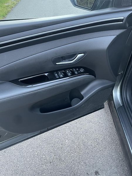 Hyundai Tucson (2023) 1,6 T-GDI 4x4 132 kW MHEV - fotka 10 z 28