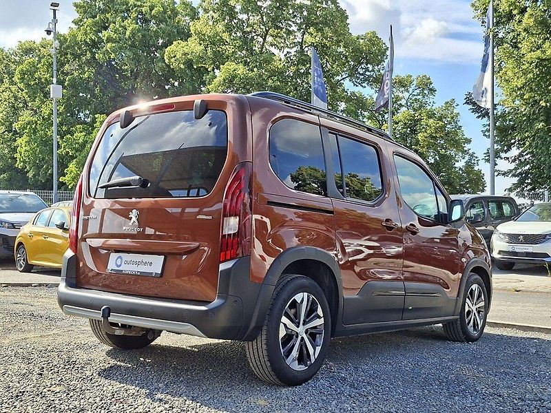 Peugeot Rifter GT LINE 1,5 BHDi 130k EAT8 - fotka 3 z 28