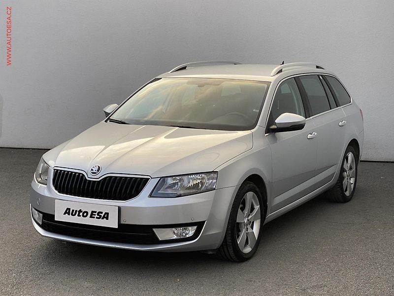 Škoda Octavia (2015) 1.6 TDI, ČR, AC, výhřev sed. - fotka 3 z 17