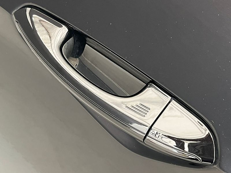 Ford S-MAX 2.5 Duratec HEV TITANIUM - fotka 47 z 64