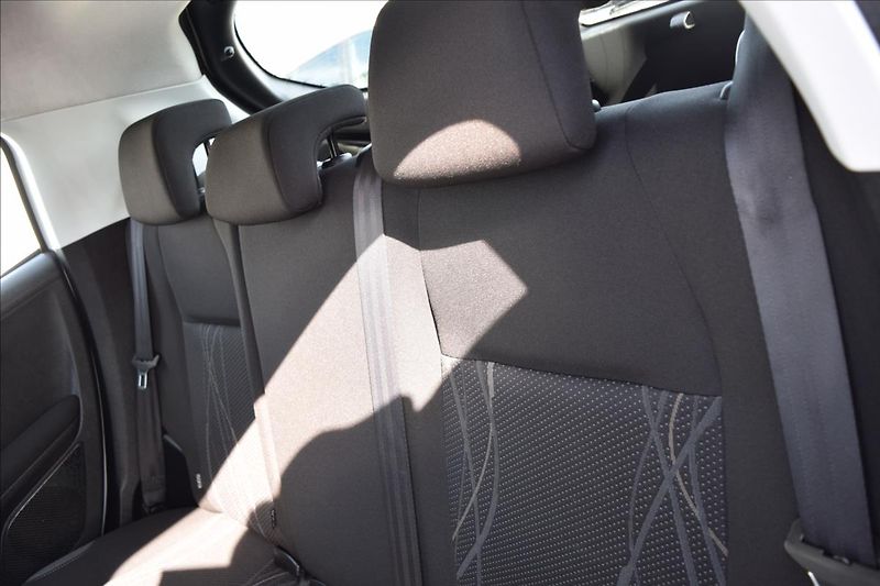 Peugeot 208 1,4 HDi 50KW NÍZKÉ KM KLIMA - fotka 17 z 50