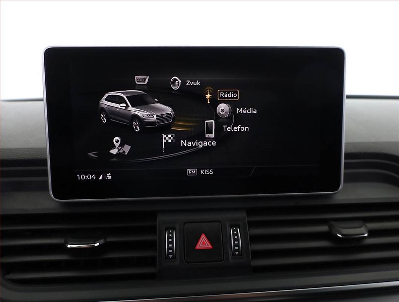 Audi Q5 (2018) S line 2.0 TDI, 4X4, Automat - fotka 16 z 18