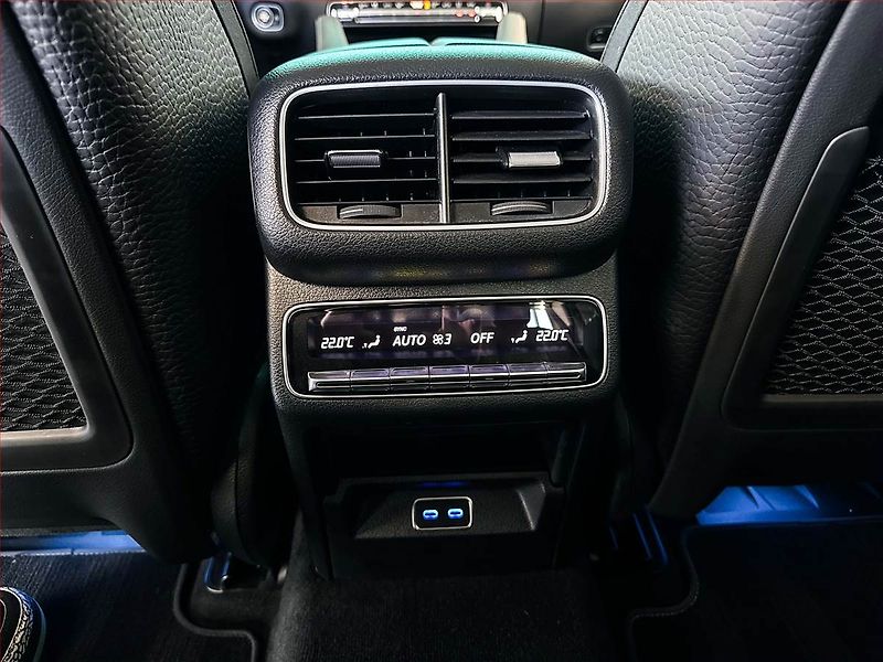 Mercedes-Benz GLS (2024) 350 d 4MATIC - fotka 23 z 24