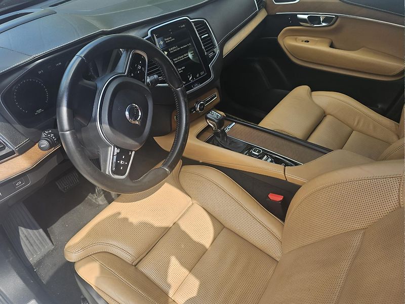 Volvo XC90 (2016) - fotka 6 z 21