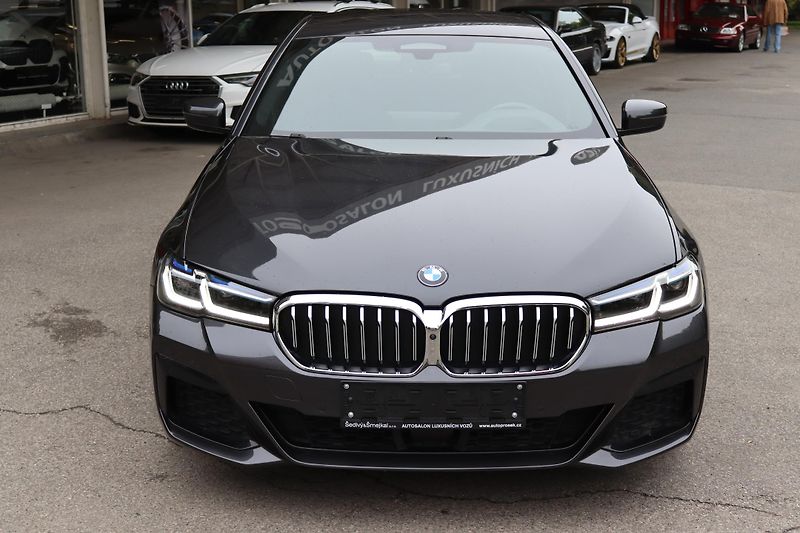 BMW Řada 5 540D XDRIVE G30 M-PAKET 250kW - fotka 2 z 50