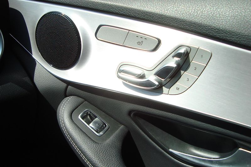 Mercedes-Benz Třídy C (2021) 220D,143kW, Exclusivce,S.kniha - fotka 61 z 92