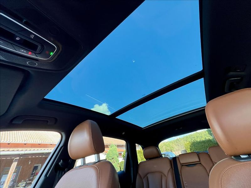 Audi SQ7 4,0 TDi QUATTRO MATRIX MASÁŽE - fotka 59 z 62