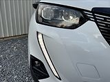 Peugeot 2008 1,2 i ALLURE DPH 1.maj původČR - náhled 8