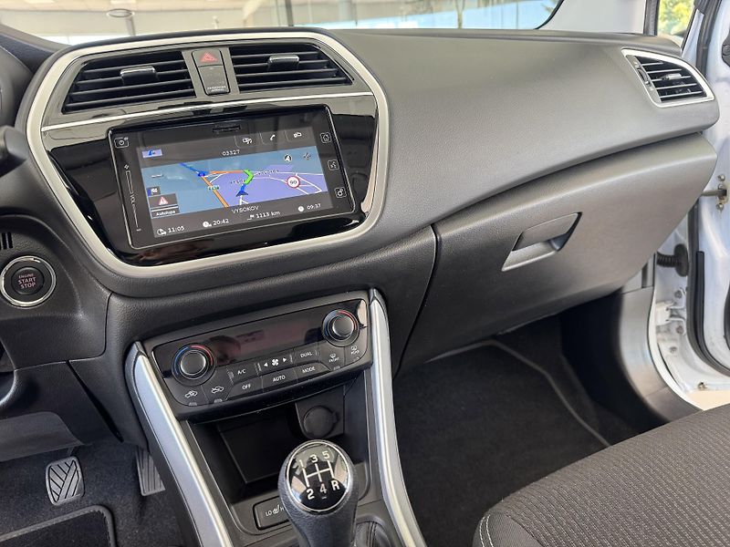 Suzuki SX4 S-Cross 1,0BoosterJet*Navi*REZERVACE! - fotka 17 z 31