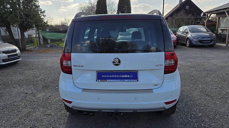 Škoda Yeti 2.0TDI ELEGANCE 4x4*ZADÁNO* - fotka 11 z 41